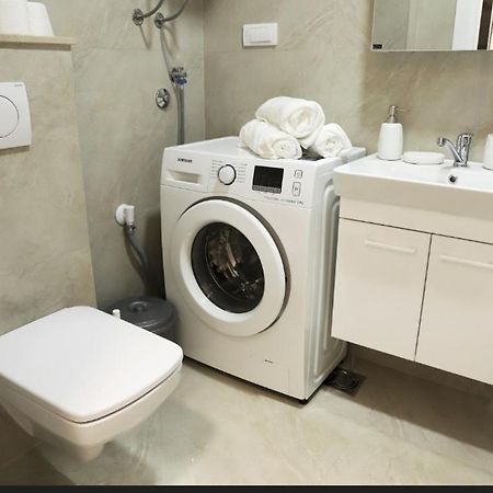 Studio Apartment, 5 Minutes To The Beach Bar Buitenkant foto